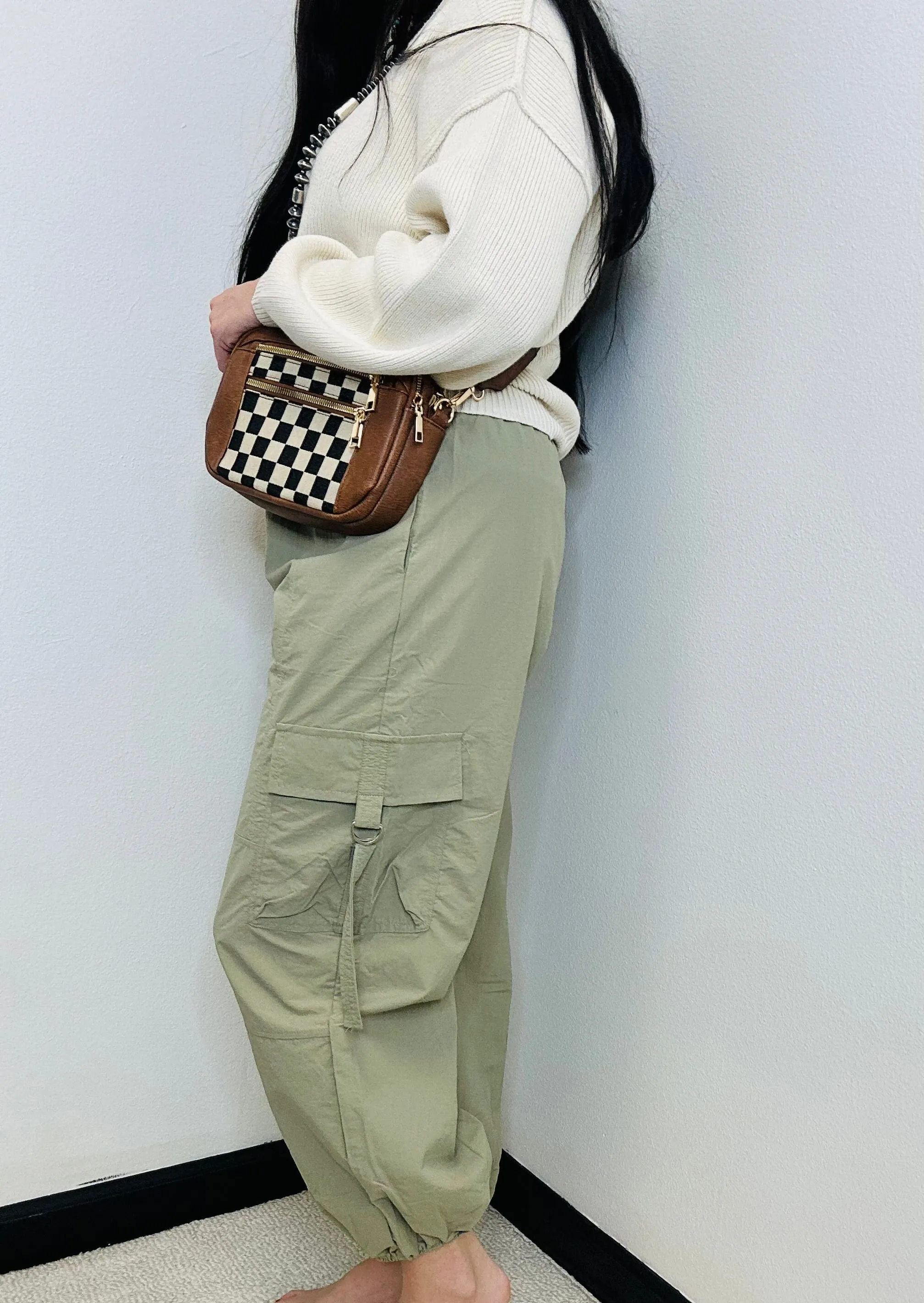 Carter Cargo Joggers in Olive