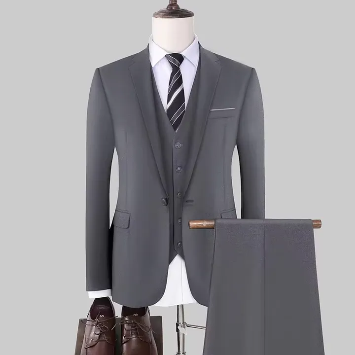 Coat   Vest   Pants, Wedding Wear . معطف   سترة   بنطلون ، ملابس زفافية