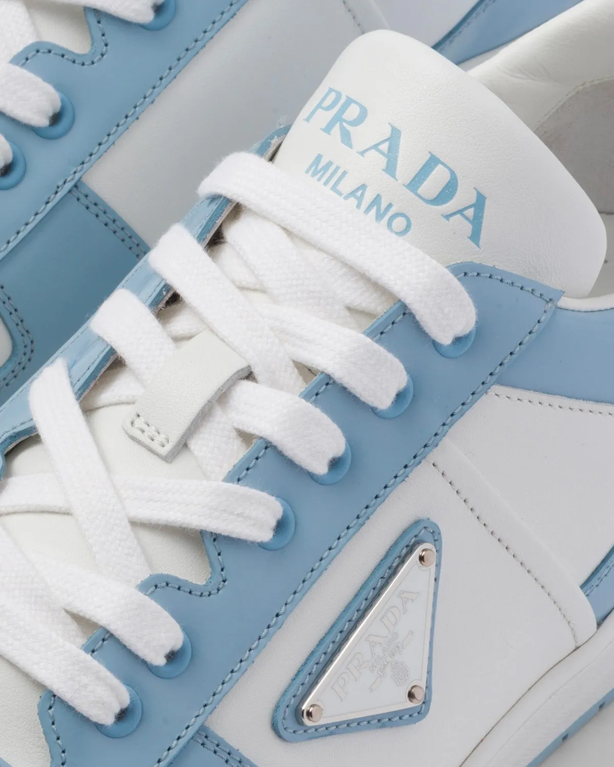Downtown Leather White / Light Blue Low Top Sneakers