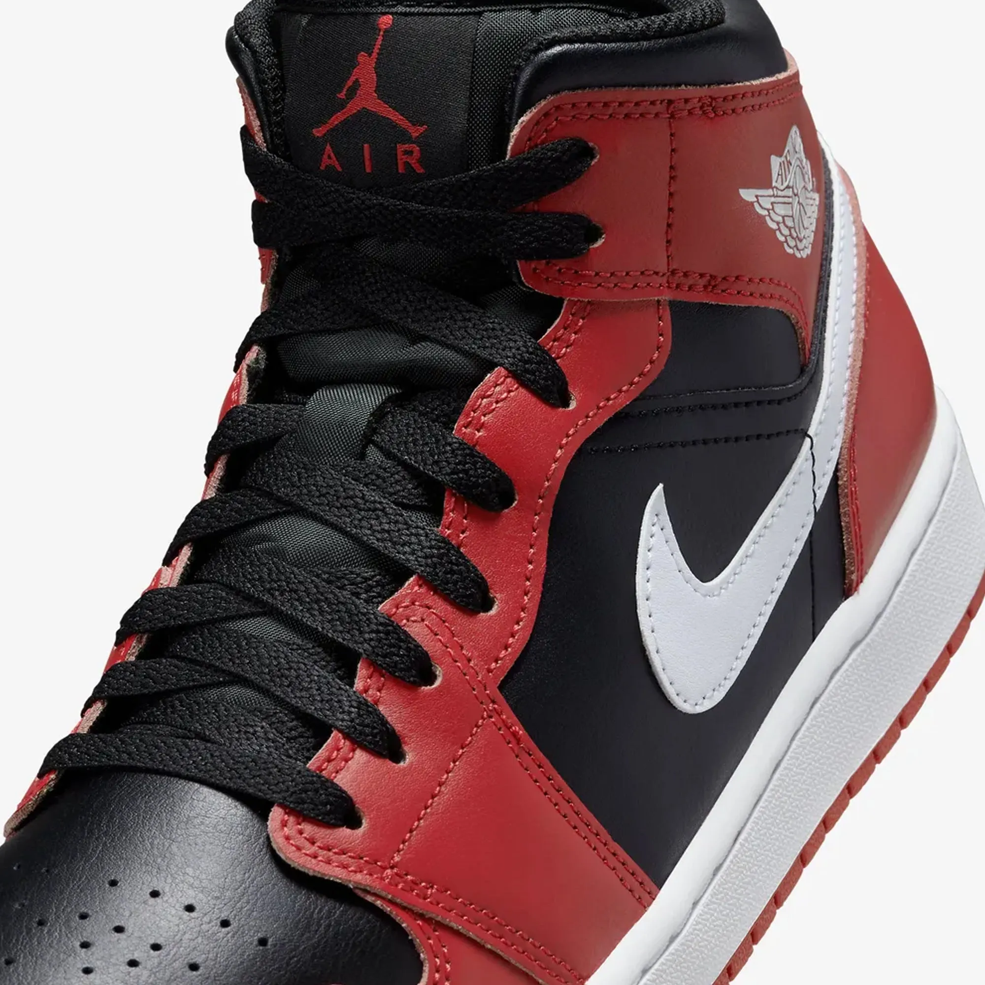 JORDAN | AIR JORDAN 1 MID { BLACK/WHITE-GYM RED