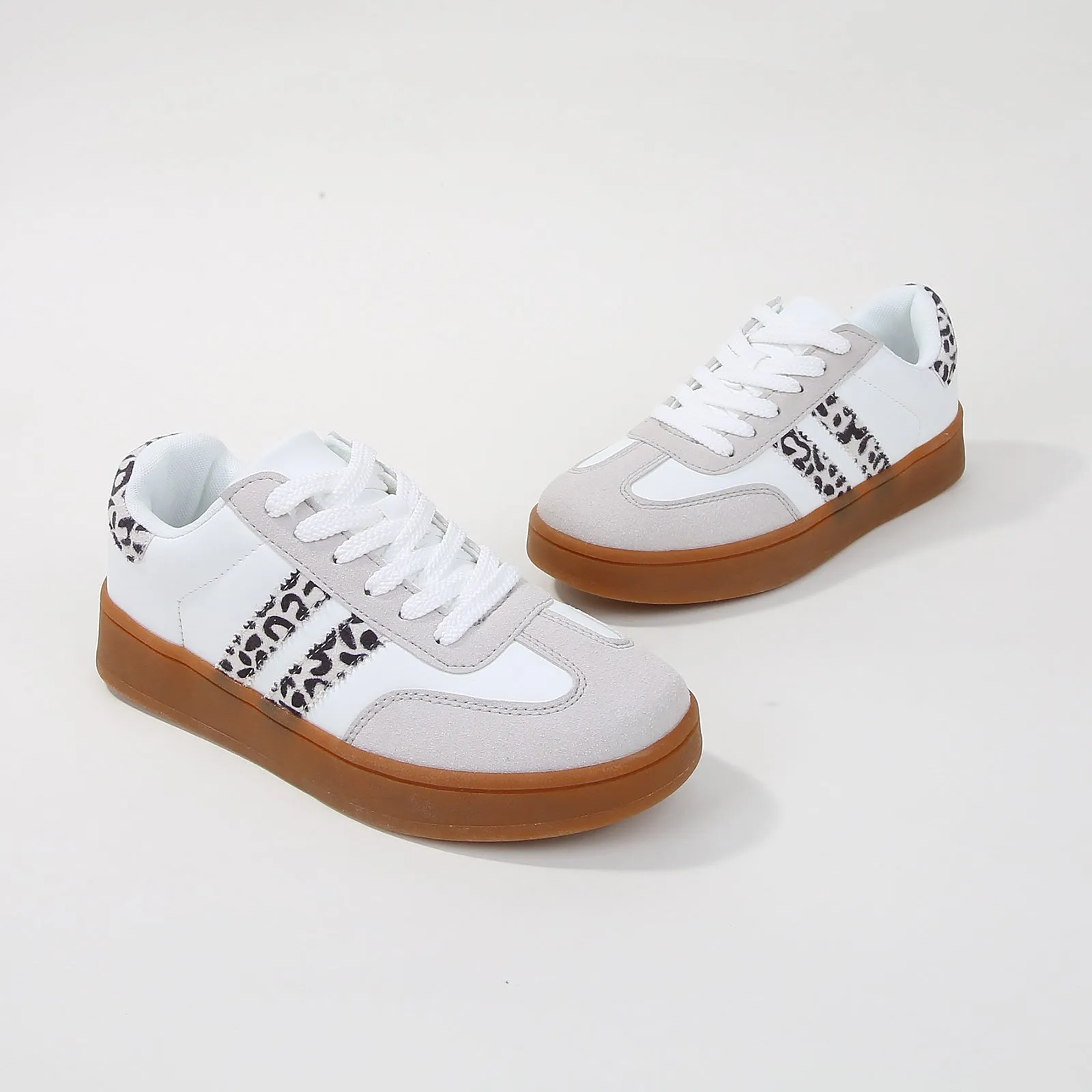 Lisa Retro Gum Sole Sneakers