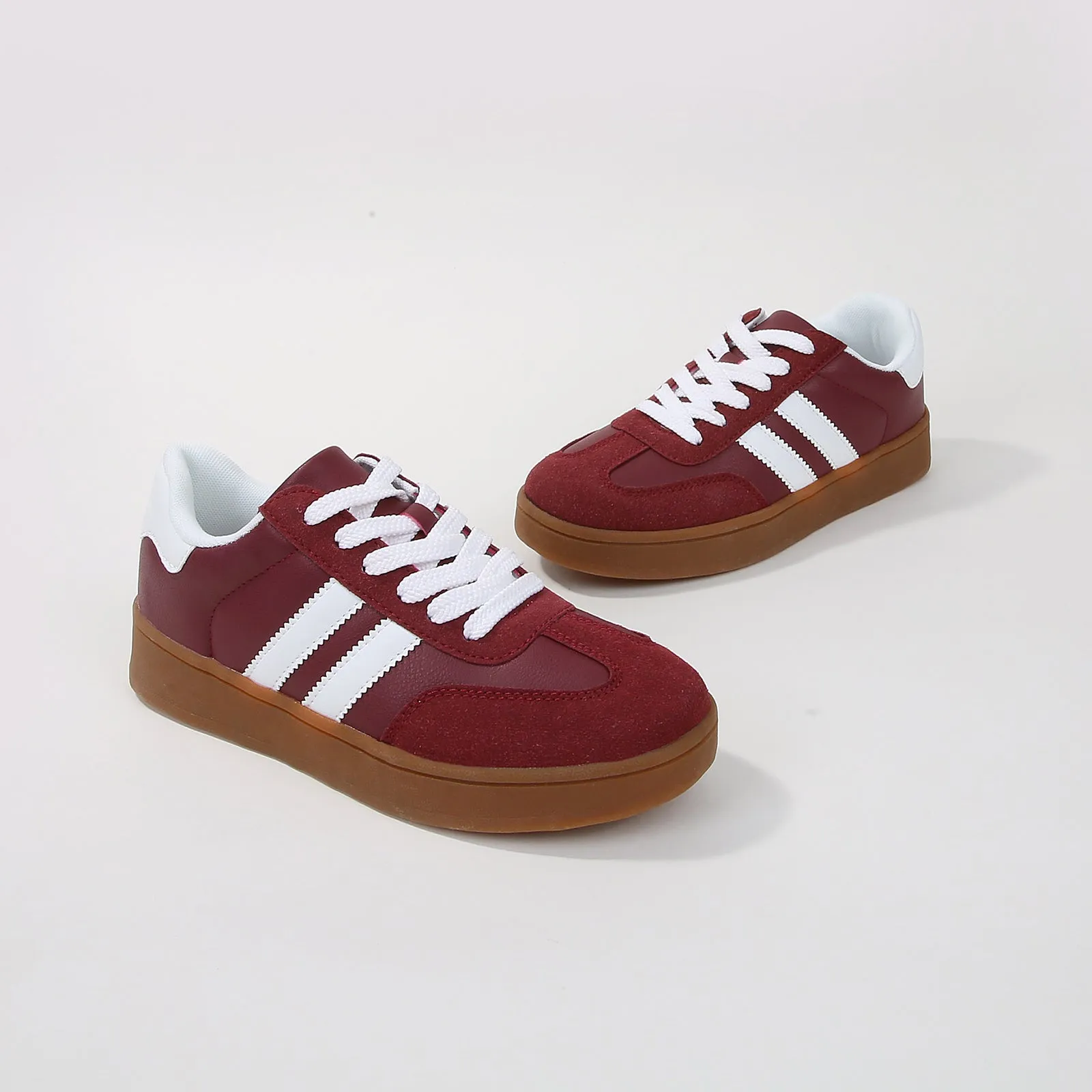 Lisa Retro Gum Sole Sneakers