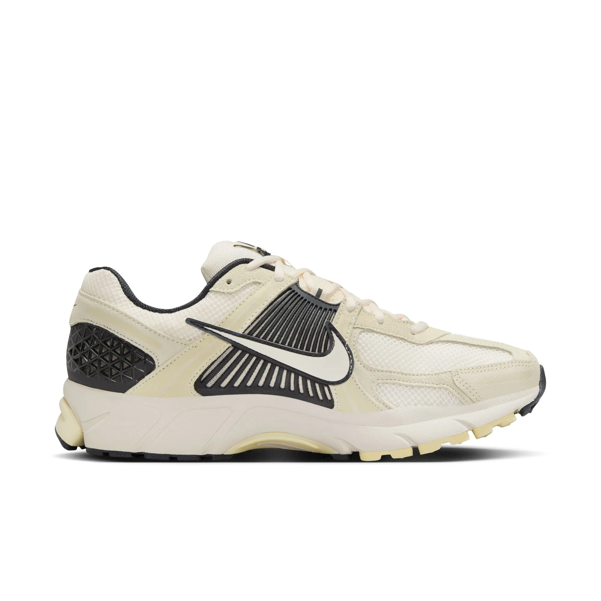 Nike - Zoom Vomero 5 ~ Alabaster