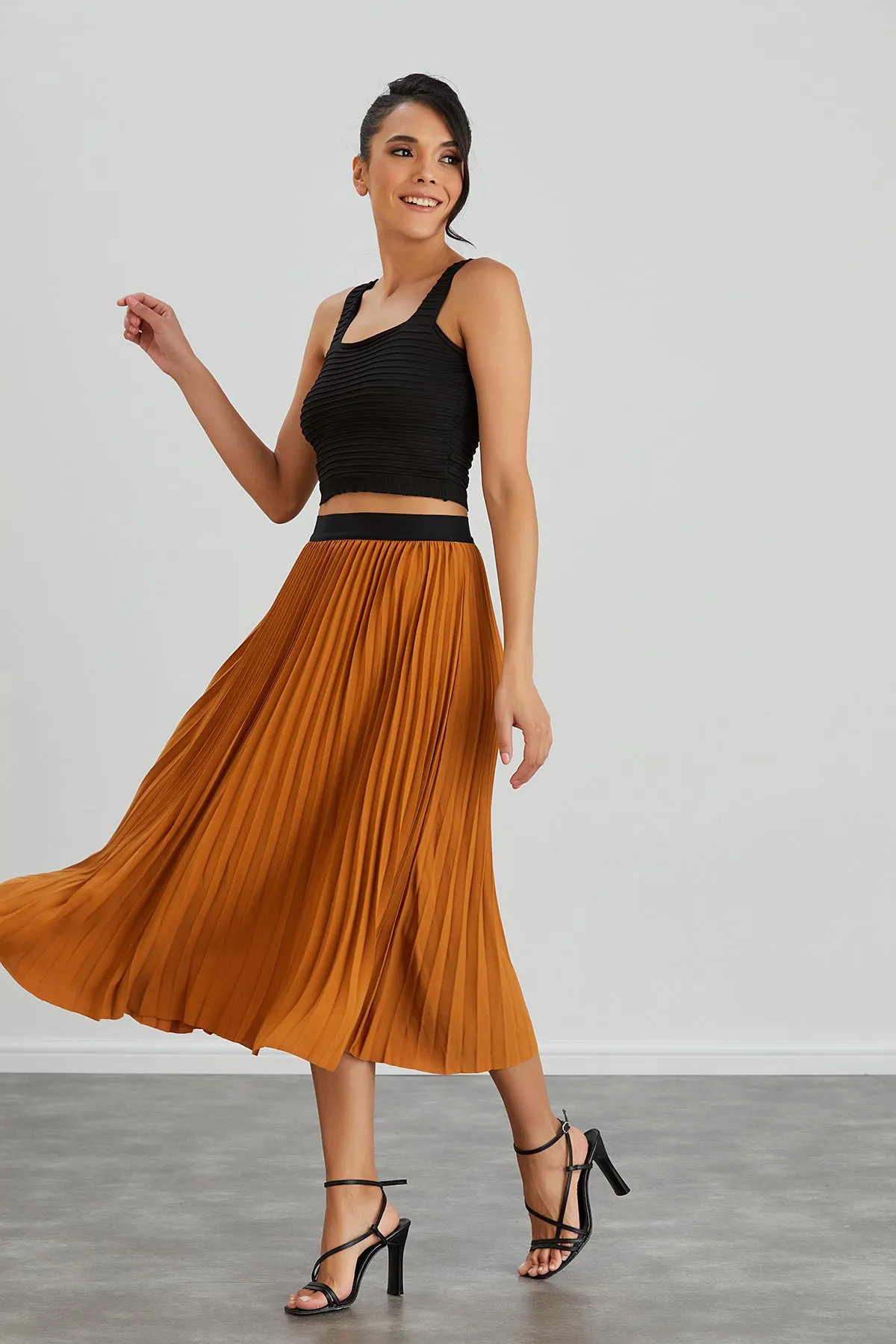 Pleated Midi Skirt in Orange