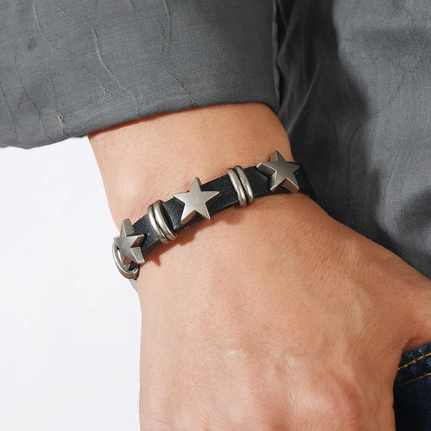 Punk Rock Alloy Star Studded Bracelet Belt Buckle Wristband Leather Cuff Bracelet