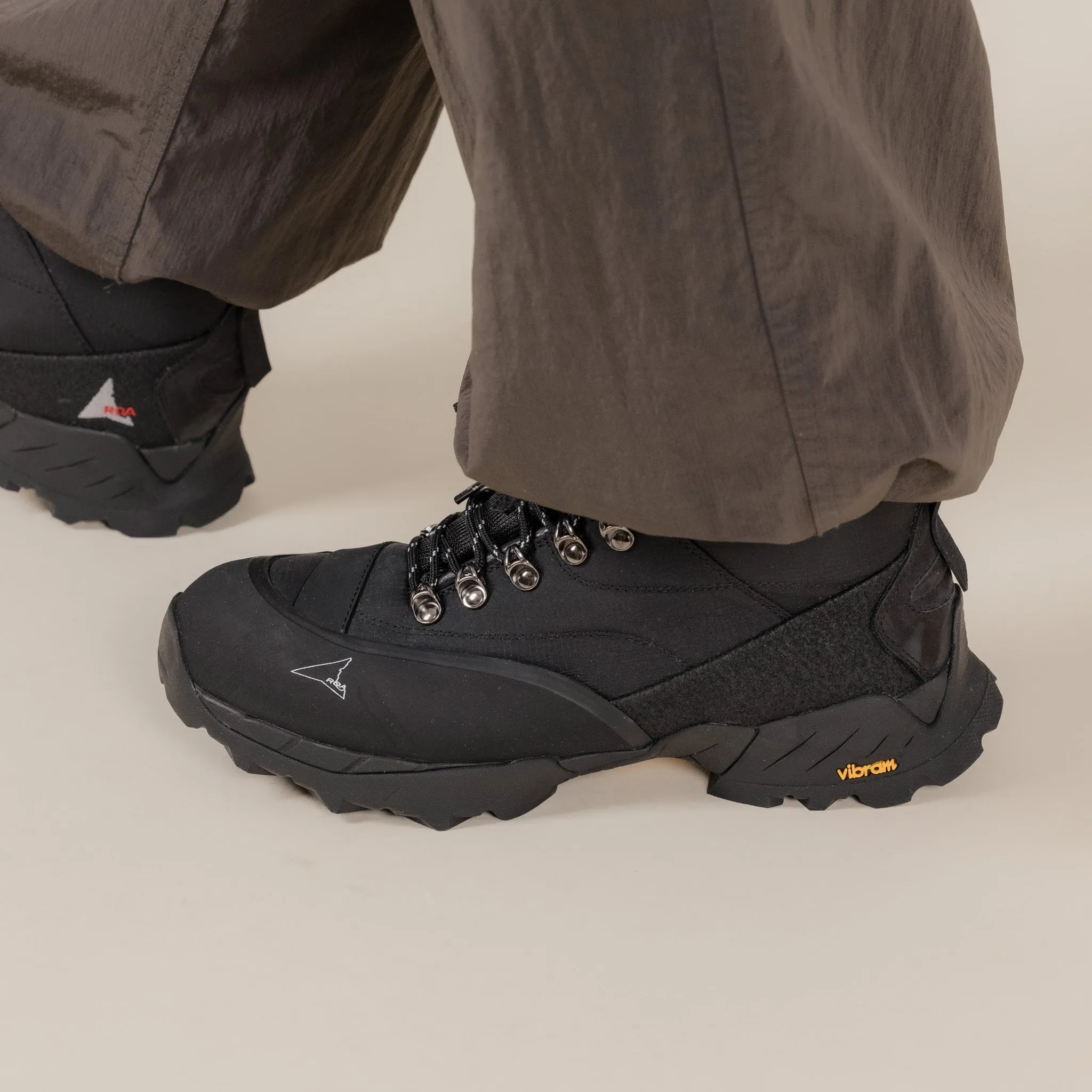 Roa Hiking - Andreas Strap Hiking Boots - Black