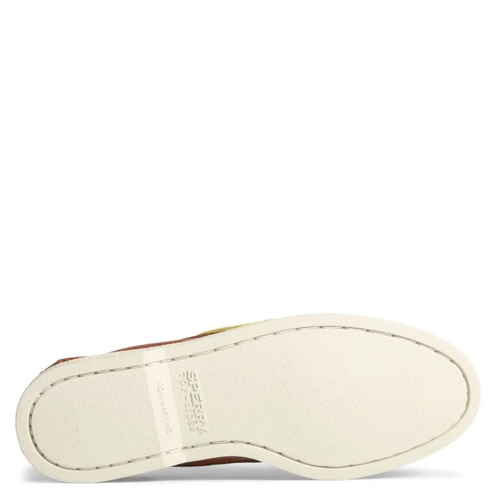 Sperry Men's Authentic Original 2-Eye Boat Shoe in Tan