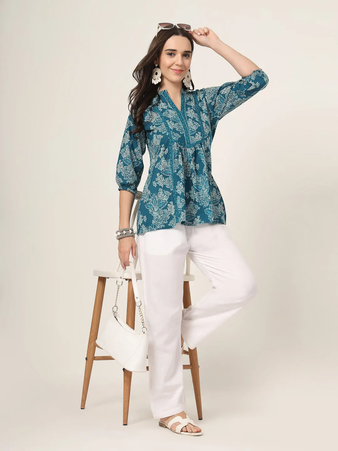 Style Quotient Women Blue and white Printed Tunic