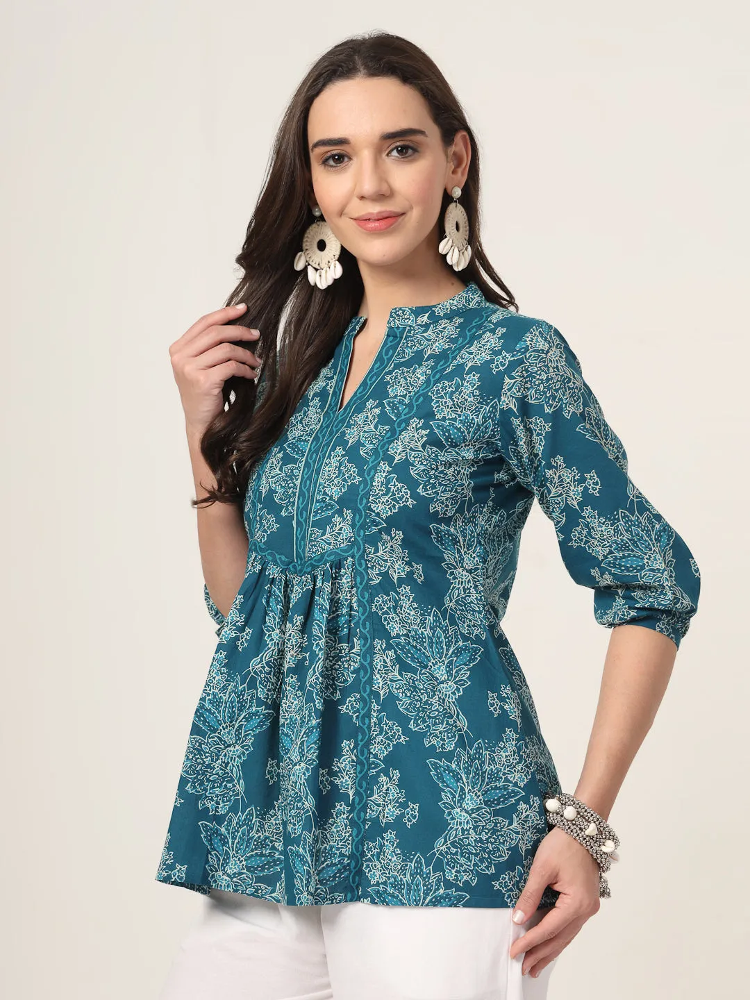 Style Quotient Women Blue and white Printed Tunic