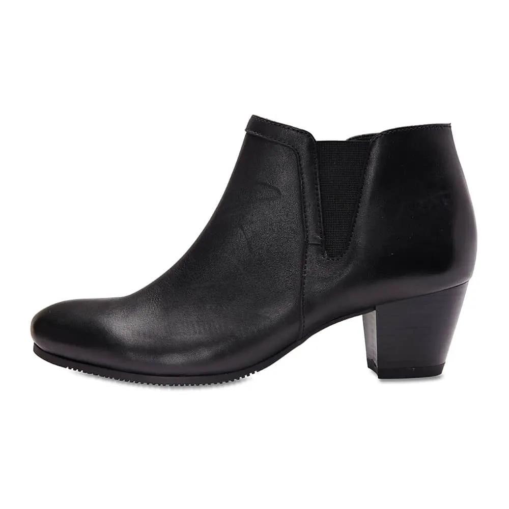 Tasman Boot in Black Leather