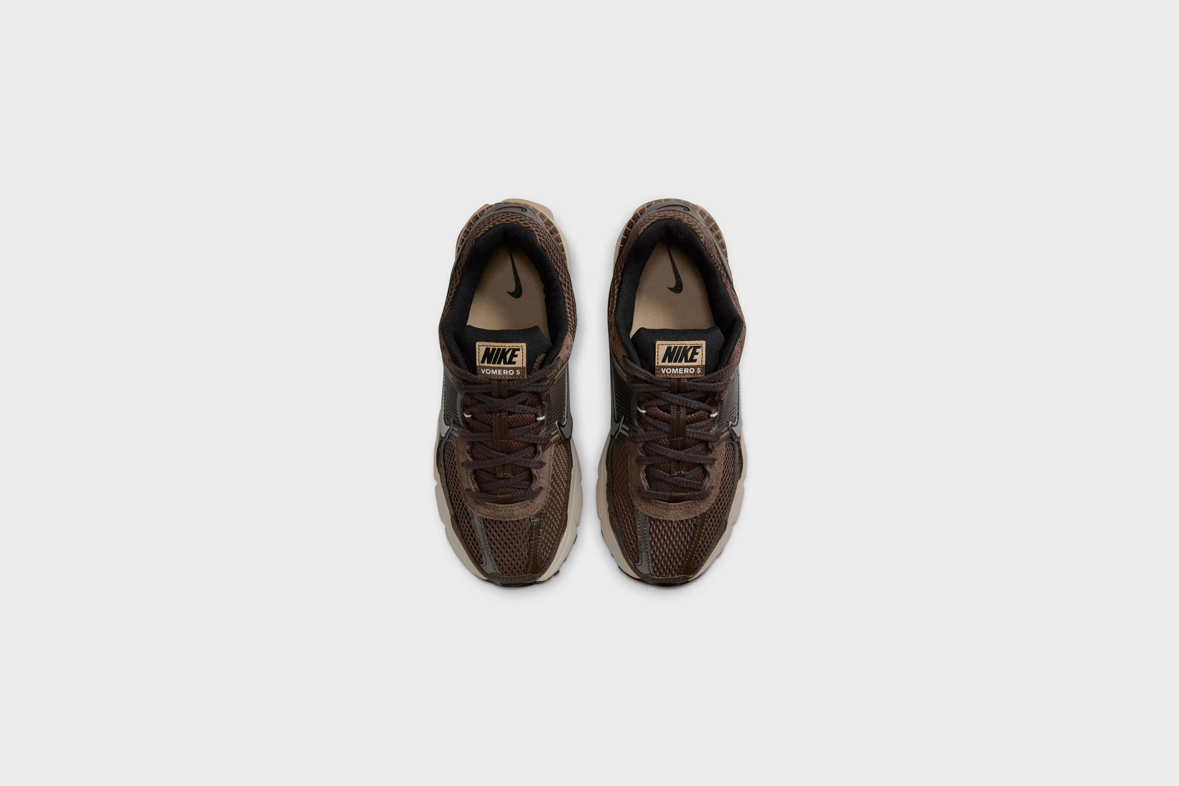 WMNS Nike Zoom Vomero 5 (Baroque Brown/Chrome)